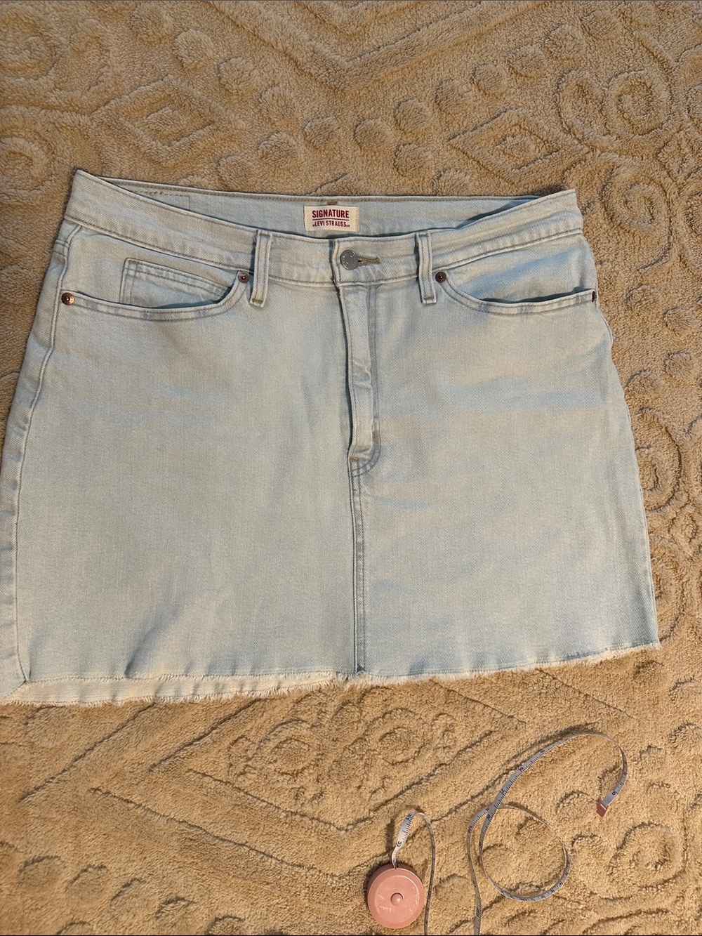 Levi’s Signature Light Blue Denim Mini Skirt